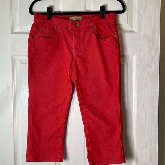 Hybrid & Company Stretch Capri Jeans Red Juniors Size 11 - Picture 1 of 11